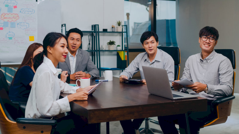 Doanh nghiệp cần đọc kỹ và tuân thủ các thủ tục giải thể công ty