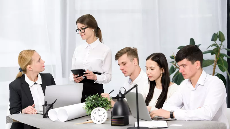 Đội ngũ chuyên viên của Kế toán MK cung cấp dịch vụ giải thể công ty giải thể doanh nghiệp trọn gói