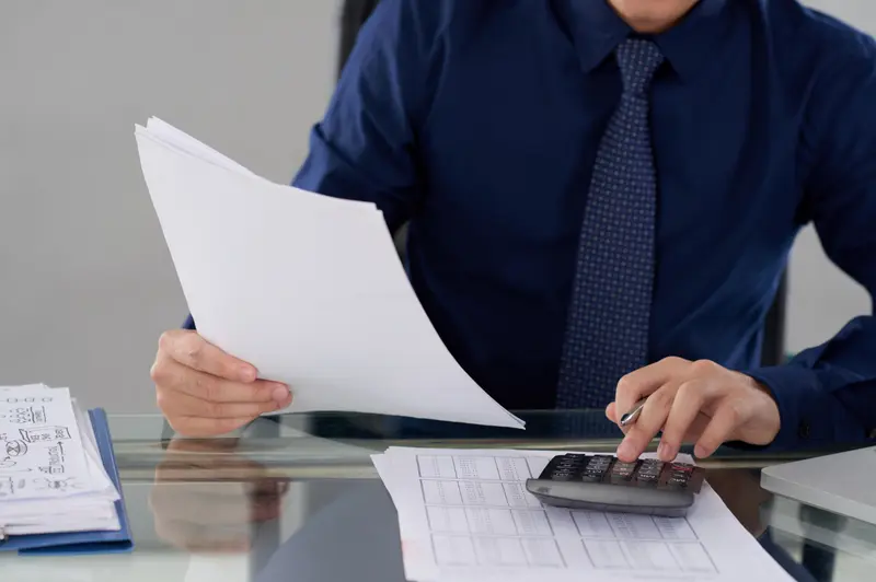 Kế toán viên cần lập kế hoạch trước khi bắt đầu lập các loại sổ sách kế toán trường học