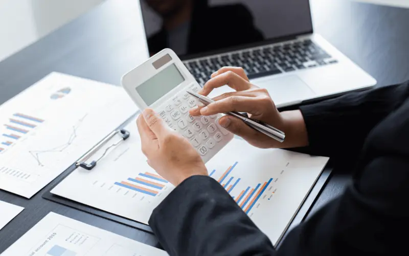Mở và ghi sổ kế toán hành chính sự nghiệp đúng các bước để đảm bảo tính hợp pháp, rõ ràng