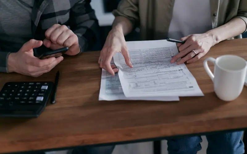 Sổ kế toán có thể được trình bày theo dạng đối ứng cột hoặc đối ứng dòng tùy theo cách ghi nhận tài khoản